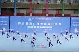 网红迅猛龙特蕾莎考研上岸，此前停播三个月备考2亮11回复